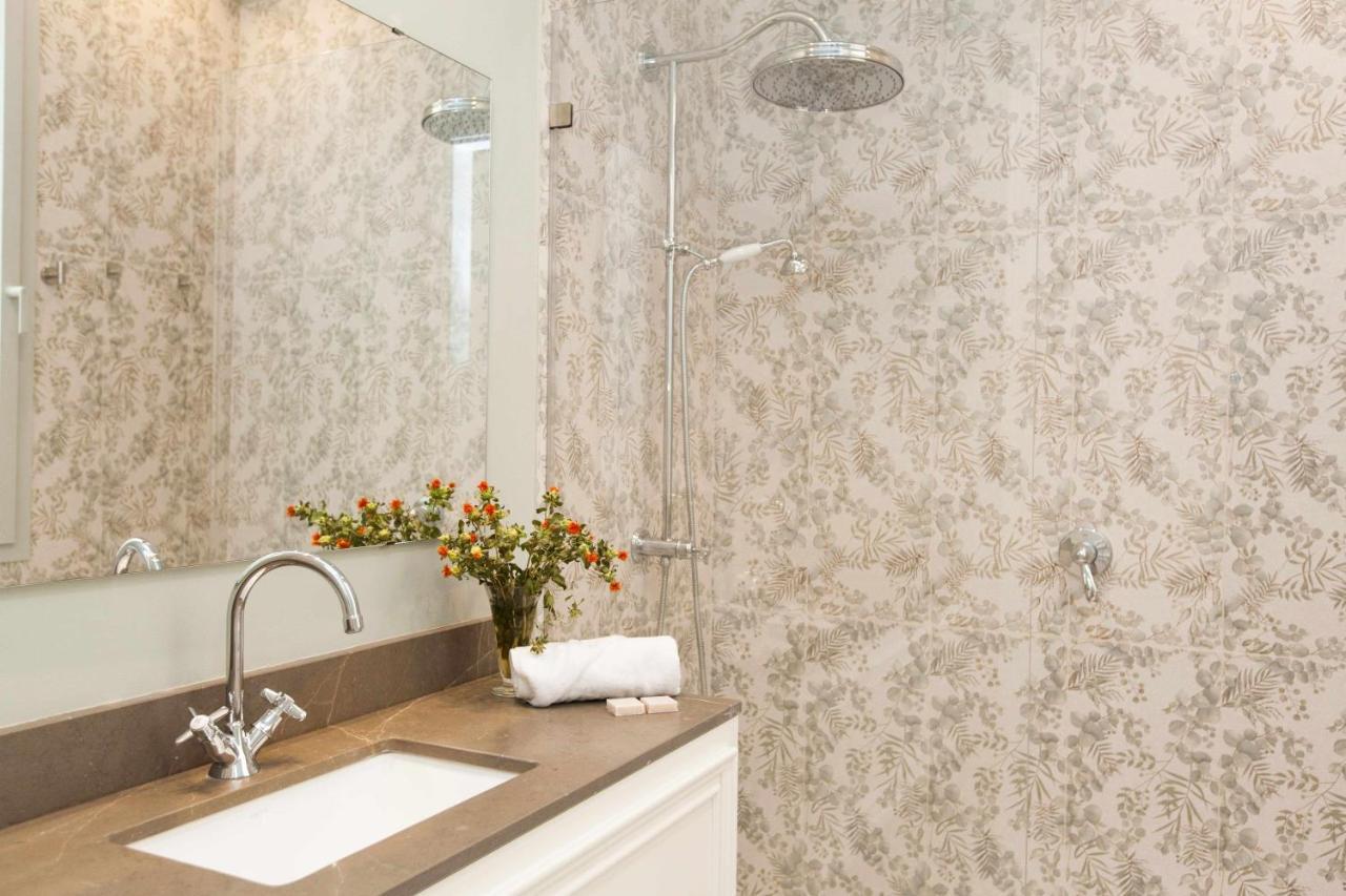 Isg Apartments Cedaceros 12 Seville Luaran gambar