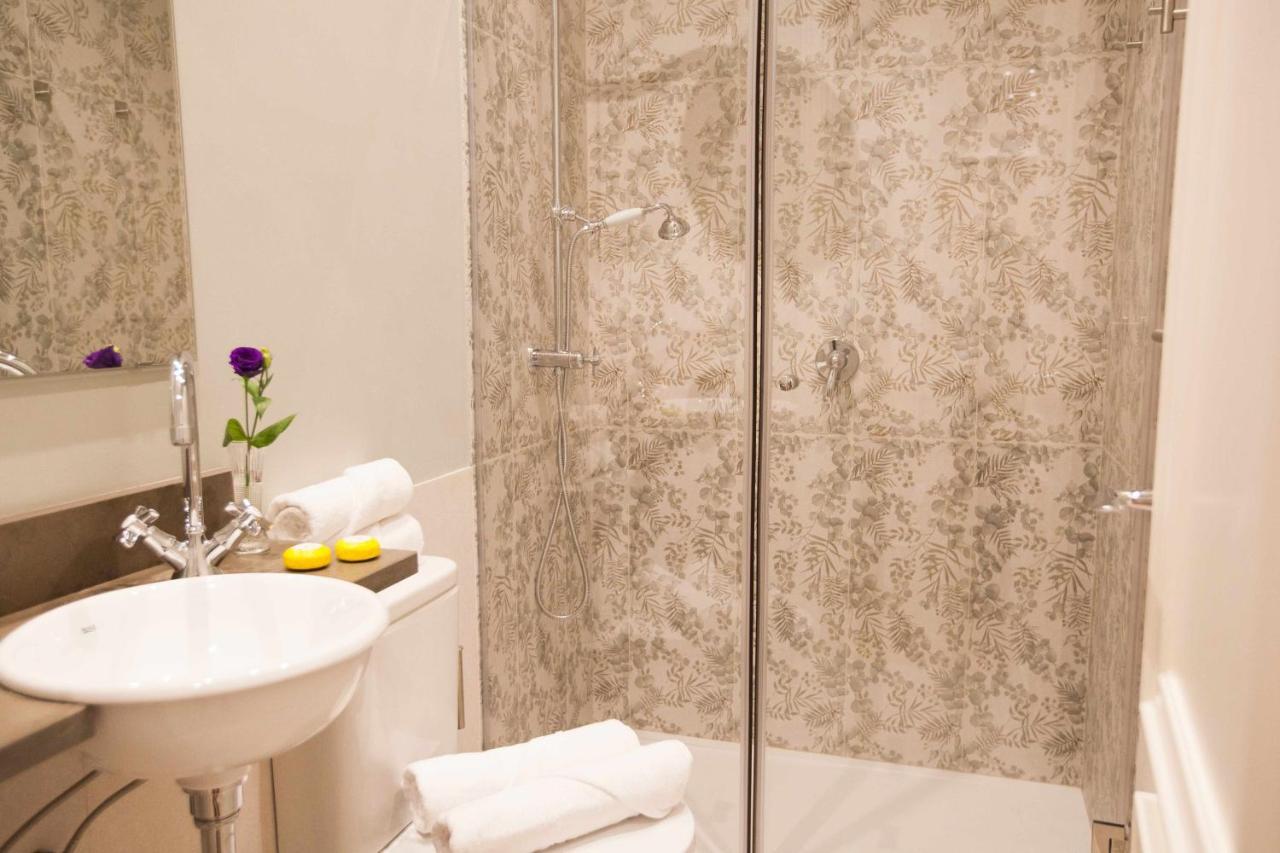Isg Apartments Cedaceros 12 Seville Luaran gambar