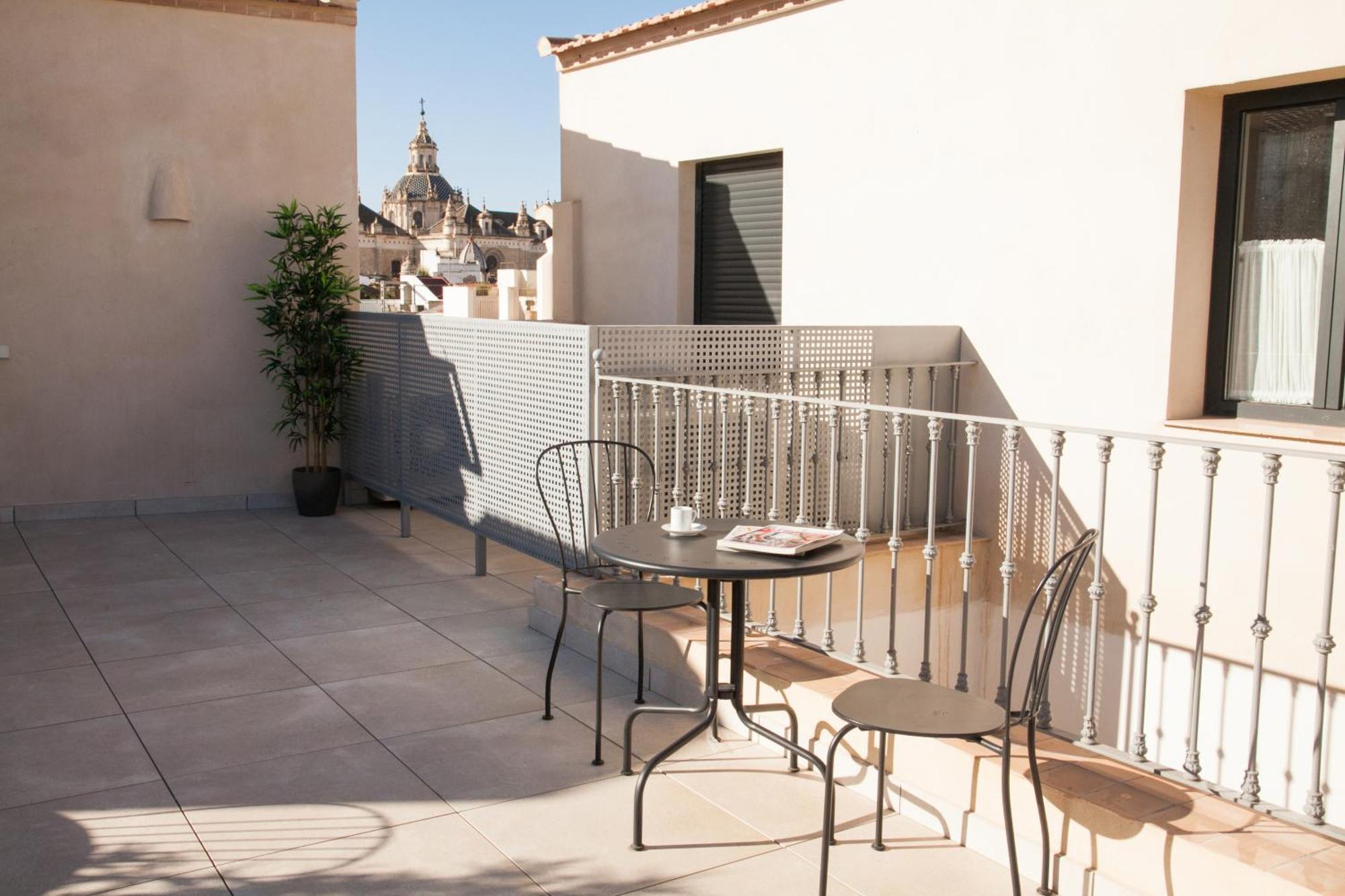 Isg Apartments Cedaceros 12 Seville Luaran gambar