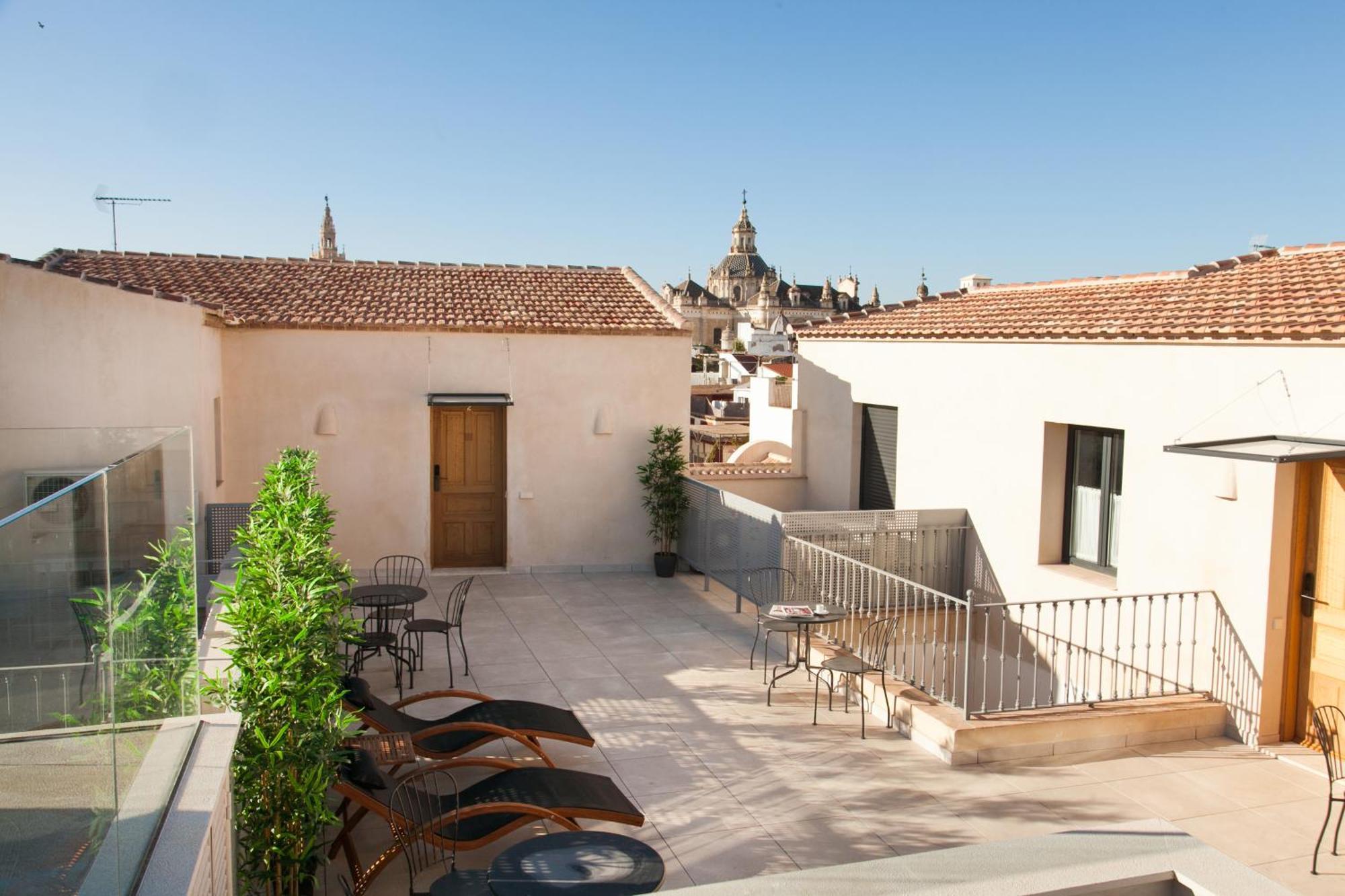 Isg Apartments Cedaceros 12 Seville Luaran gambar